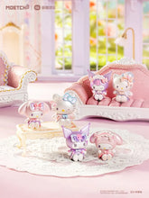 Set of small Sanrio figurines with Hello Kitty, Kuromi, My Melody. Sanrio blind bag