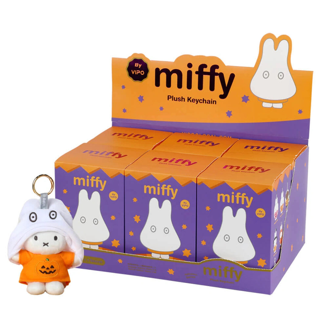 Miffy Halloween Plush Keyring – 15 cm Collectible with Gold Keyring (6 + 1 Secret Style)