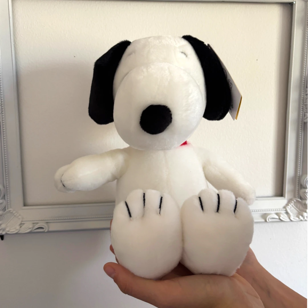 Snoopy Sitting Plush – Classic Peanuts Soft Toy 30cm
